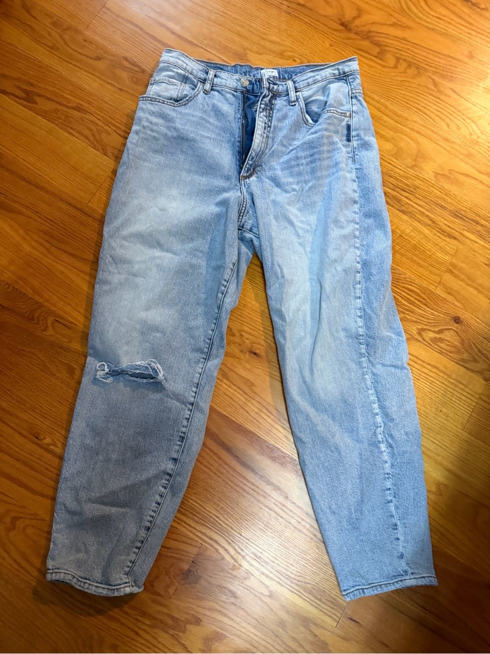Silver Jeans Light Blue Balloon Leg Women’s Jeans